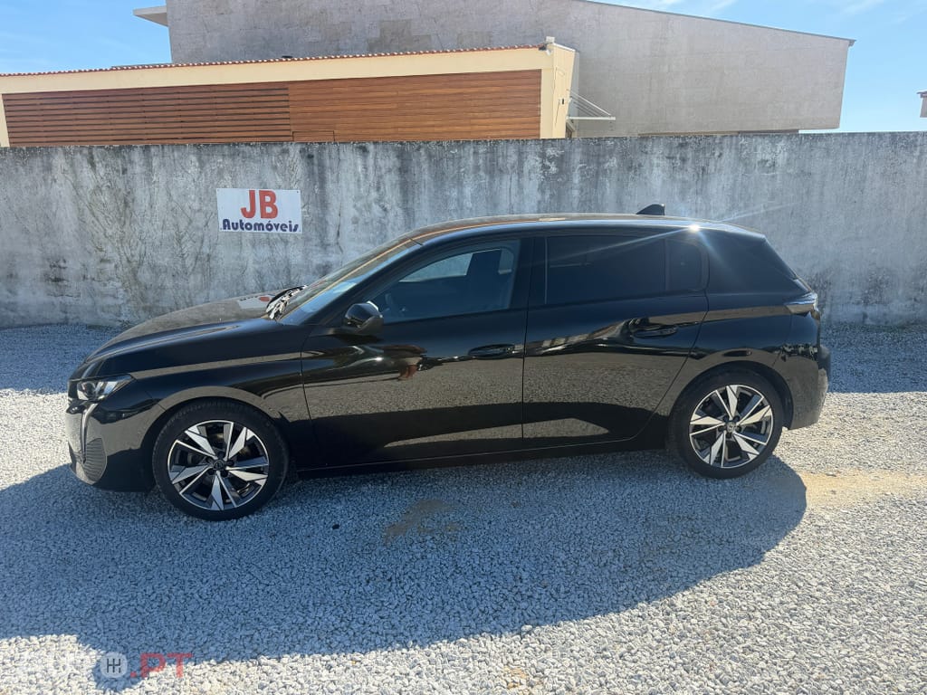 Peugeot 308 1.2 PureTech Allure EAT8