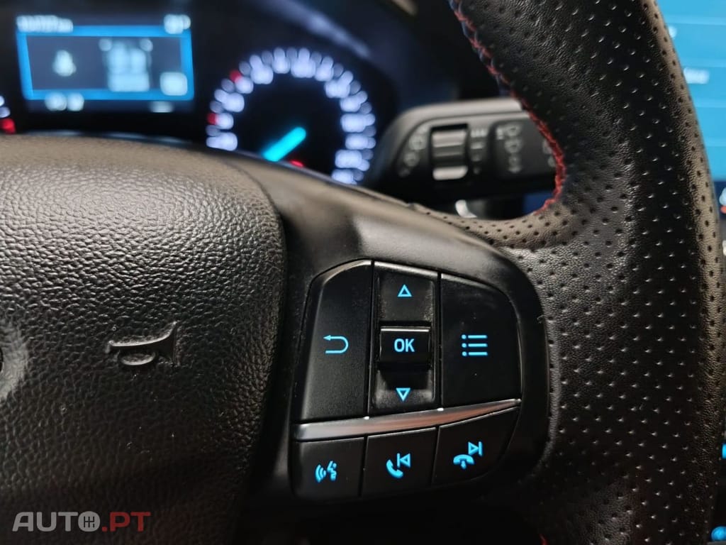Ford Focus SW 1.0  EcoBoost  Hybrid ST-Line