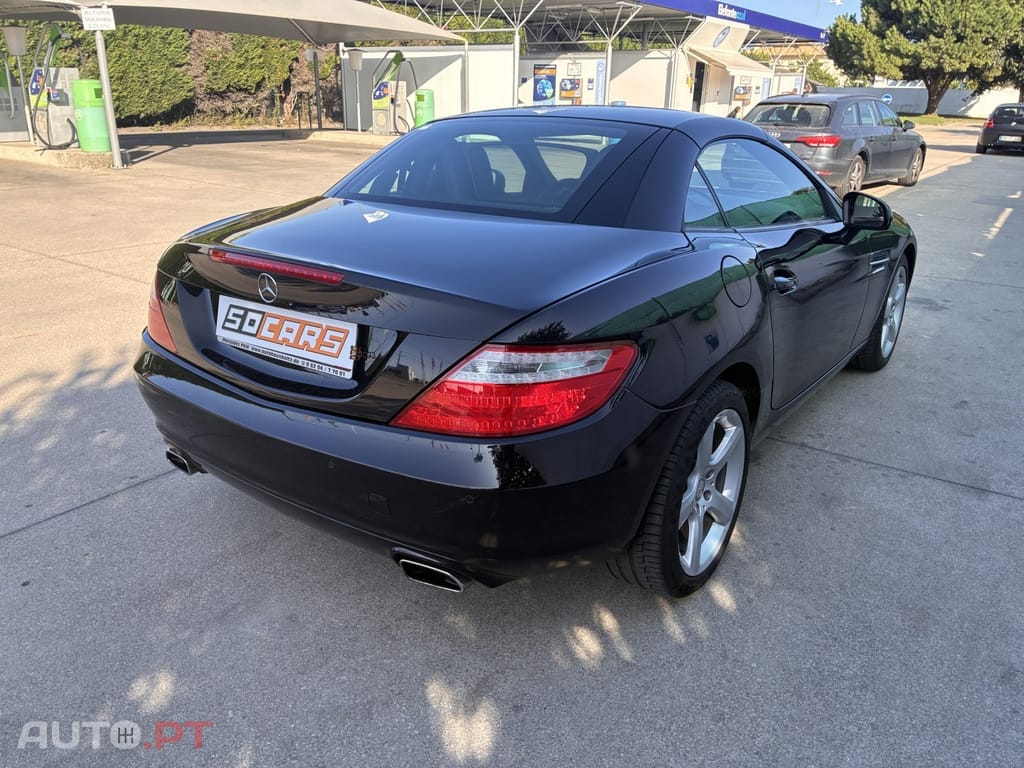 Mercedes-Benz SLK 200 BlueEFFICIENCY 7G-TRONIC Edition 1