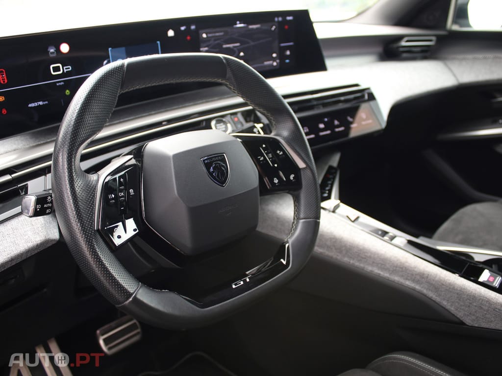 Peugeot 3008 1.2 Hybrid GT e-DCS6