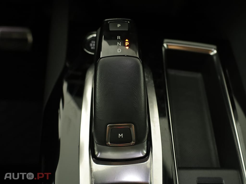 Peugeot 3008 3008 1.2 PureTech GT EAT8