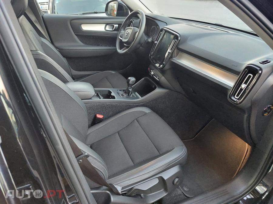 Volvo XC40 2.0 D3 Momentum