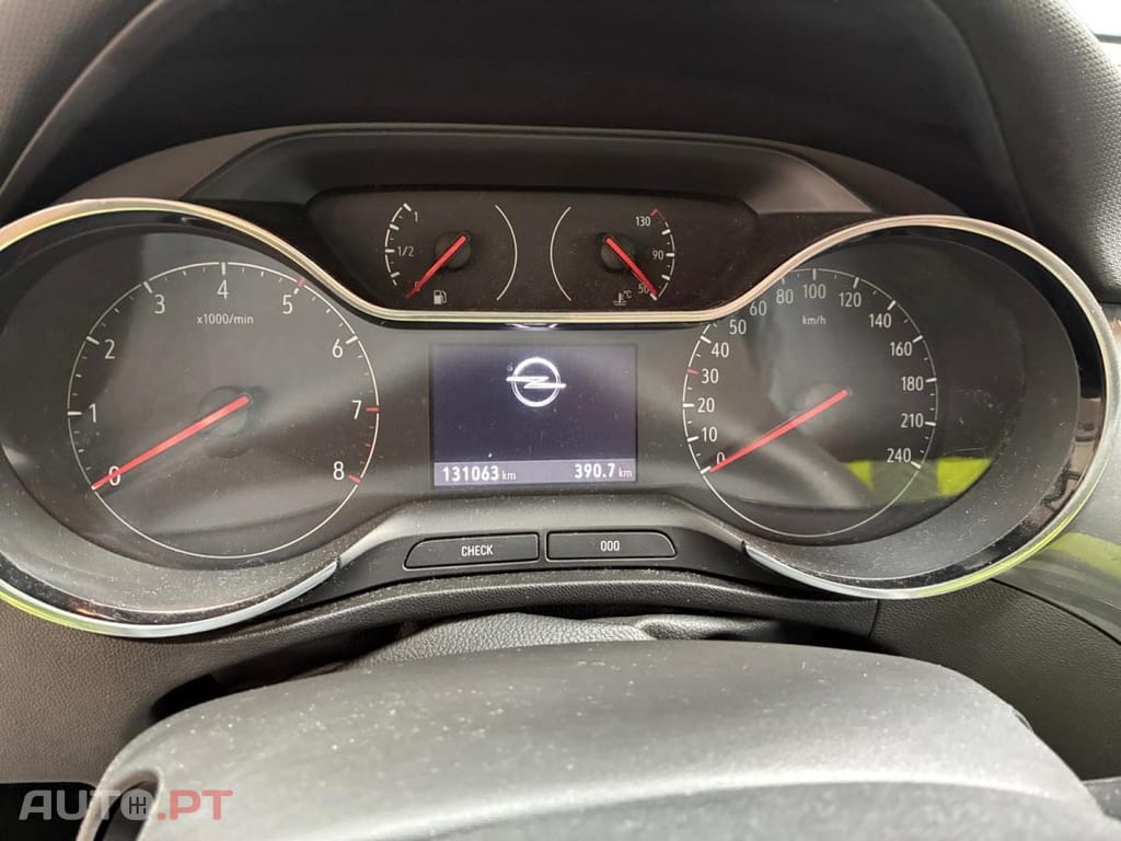 Opel Crossland 1.5 Diesel Business Elegance