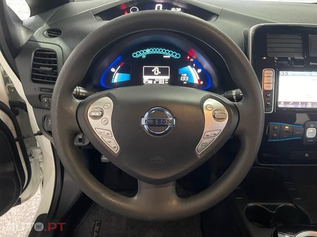 Nissan Leaf Acenta Limited Edition Flex