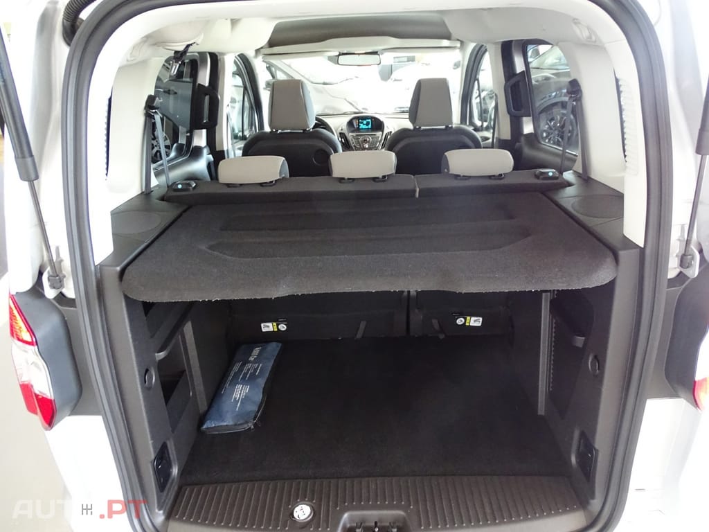 Ford Tourneo 1.5 TDCi Titanium