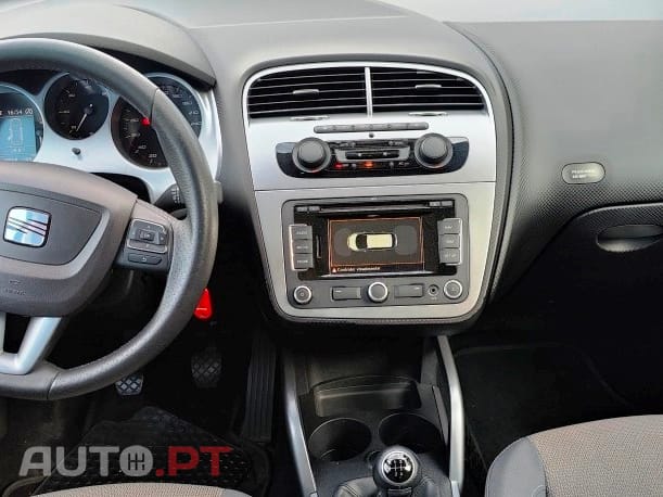 Seat Altea XL Sport 1.6 TDI 105cv / 109 Eur mês
