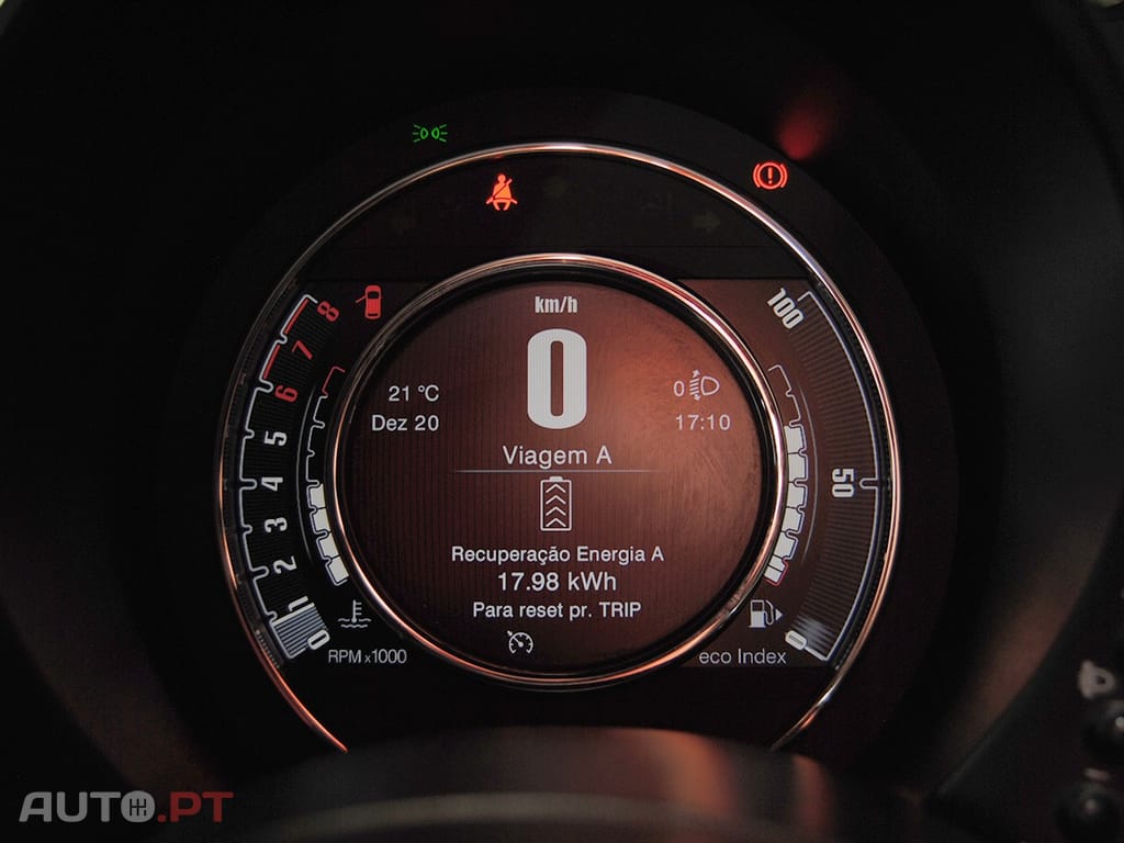 Fiat 500 1.0 Hybrid RED