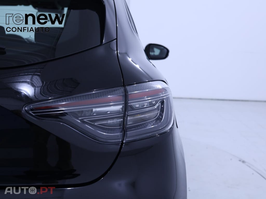 Renault Clio 1.0 Tce Evolution — fotografia 11
