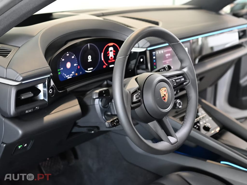 Porsche Macan 100kWh