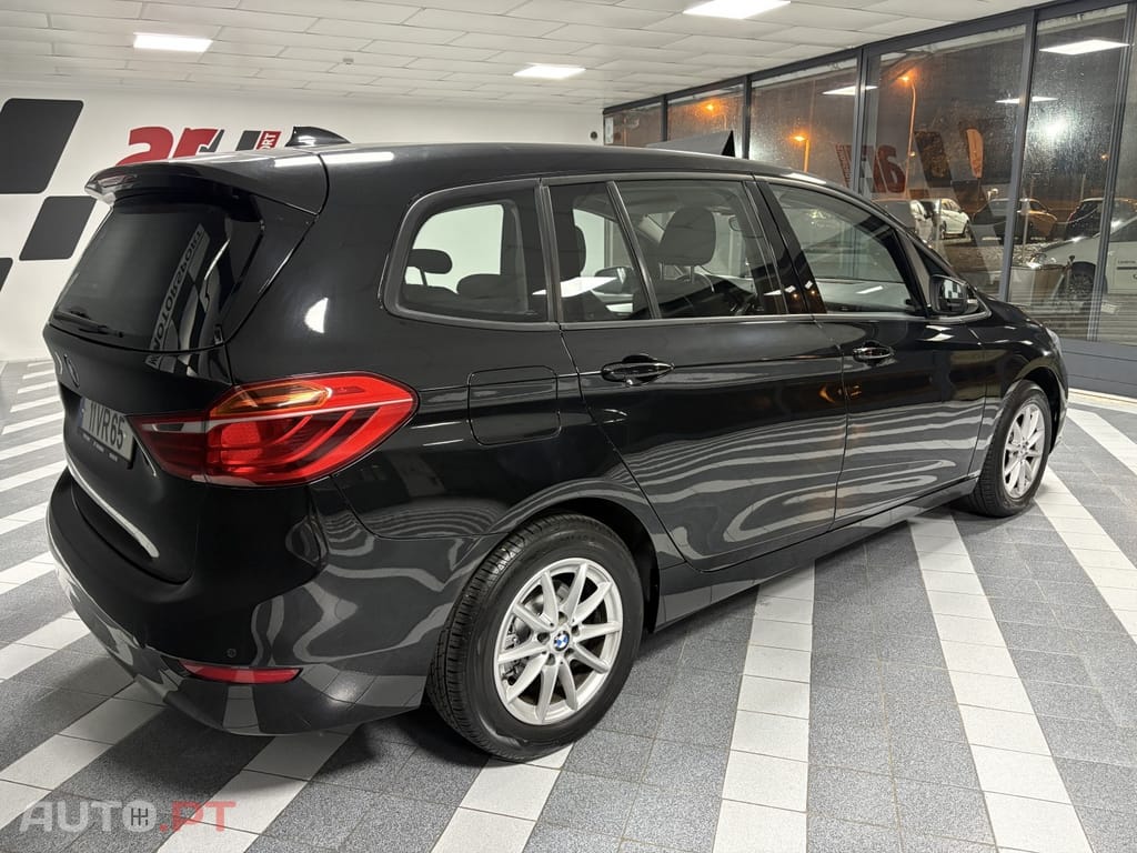 BMW 216 d 7L