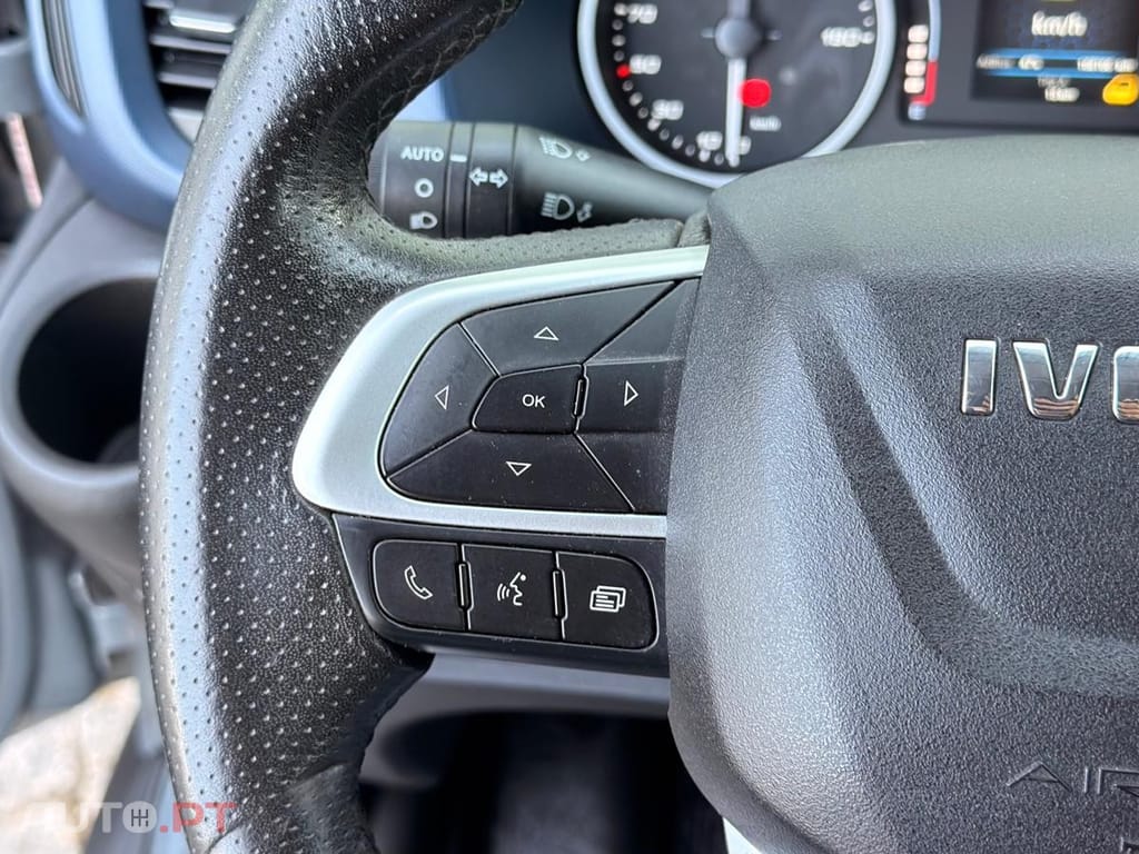 Iveco Daily 3.0 - 180 CV AUTOMATICA