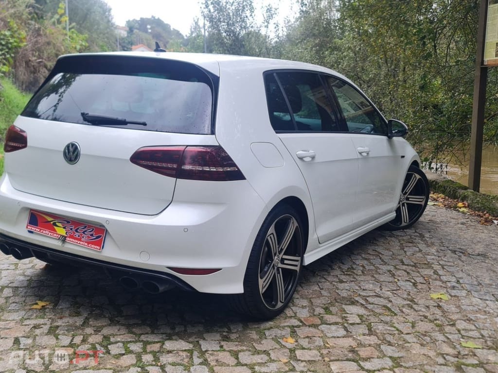 Volkswagen Golf 2.0 TSi R