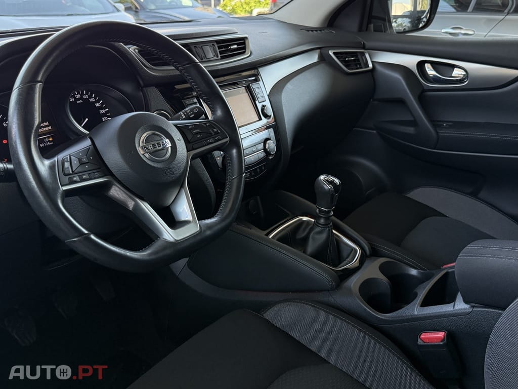 Nissan Qashqai 1.2 DIG-T N-Connecta