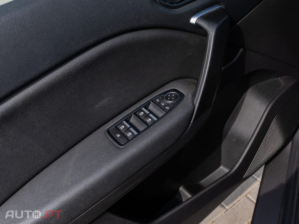 Renault Captur 1.0 TCe Exclusive