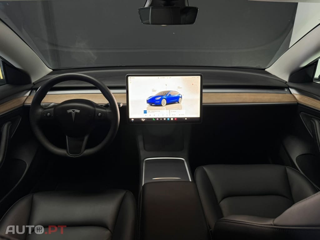 Tesla Model 3 Tração Traseira