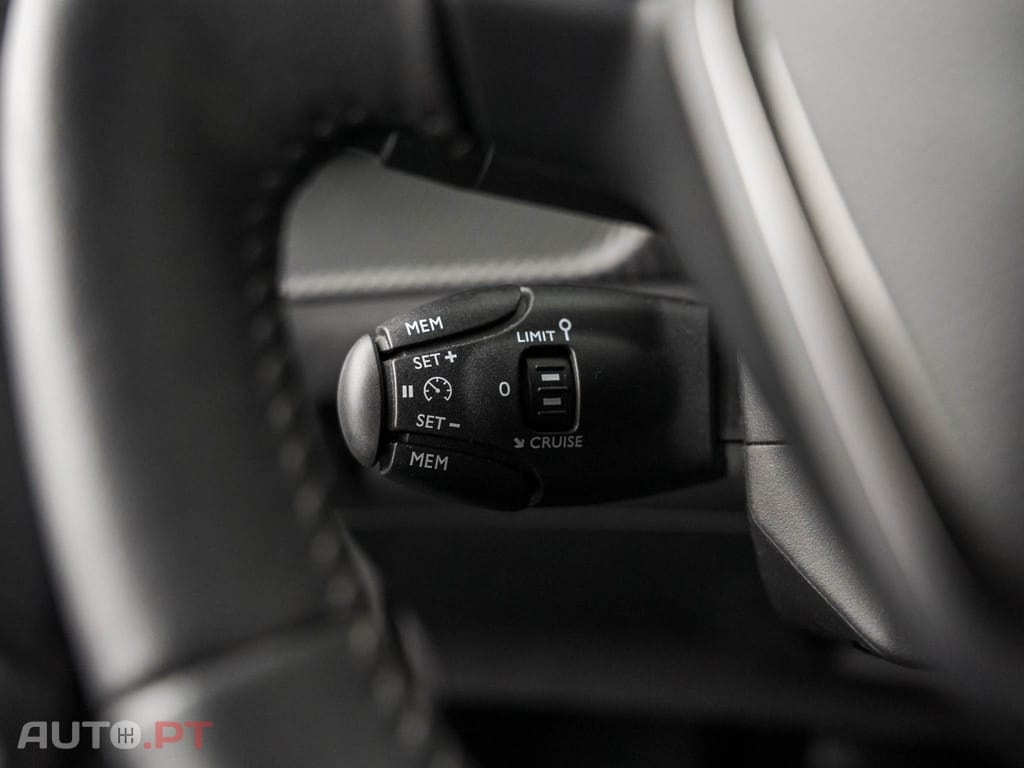 Peugeot 2008 1.5 BlueHDi Active Pack