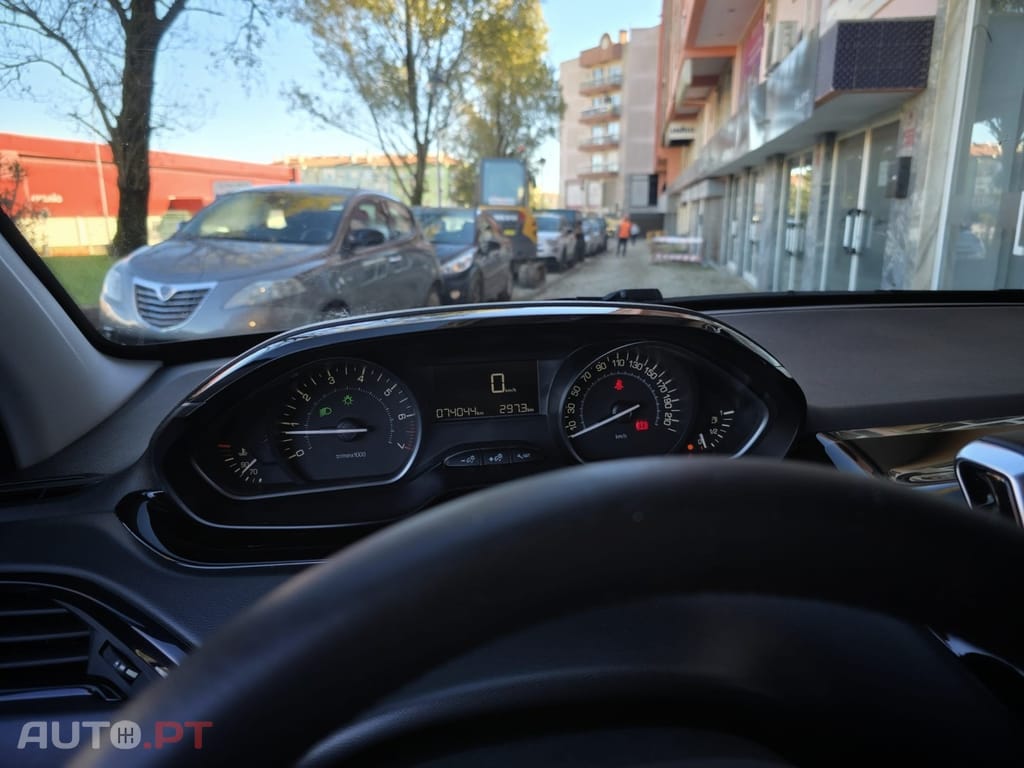 Peugeot 208 1.2 PureTech Active