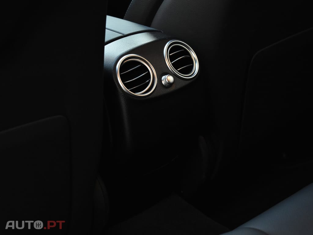 Mercedes-Benz GLC 300 de 4Matic 9G-TRONIC AMG Line