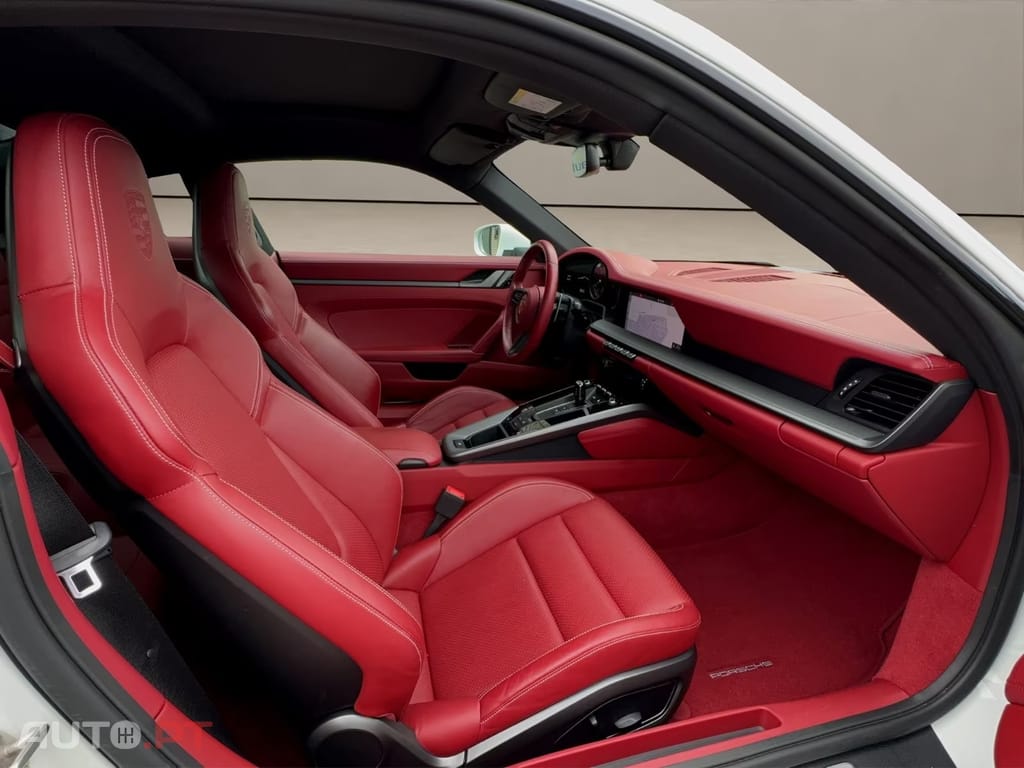 Porsche 911 Carrera
