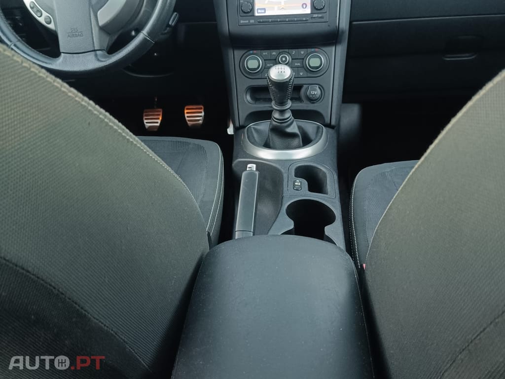 Nissan Qashqai +2 1.5 dCi Tekna Sport 17