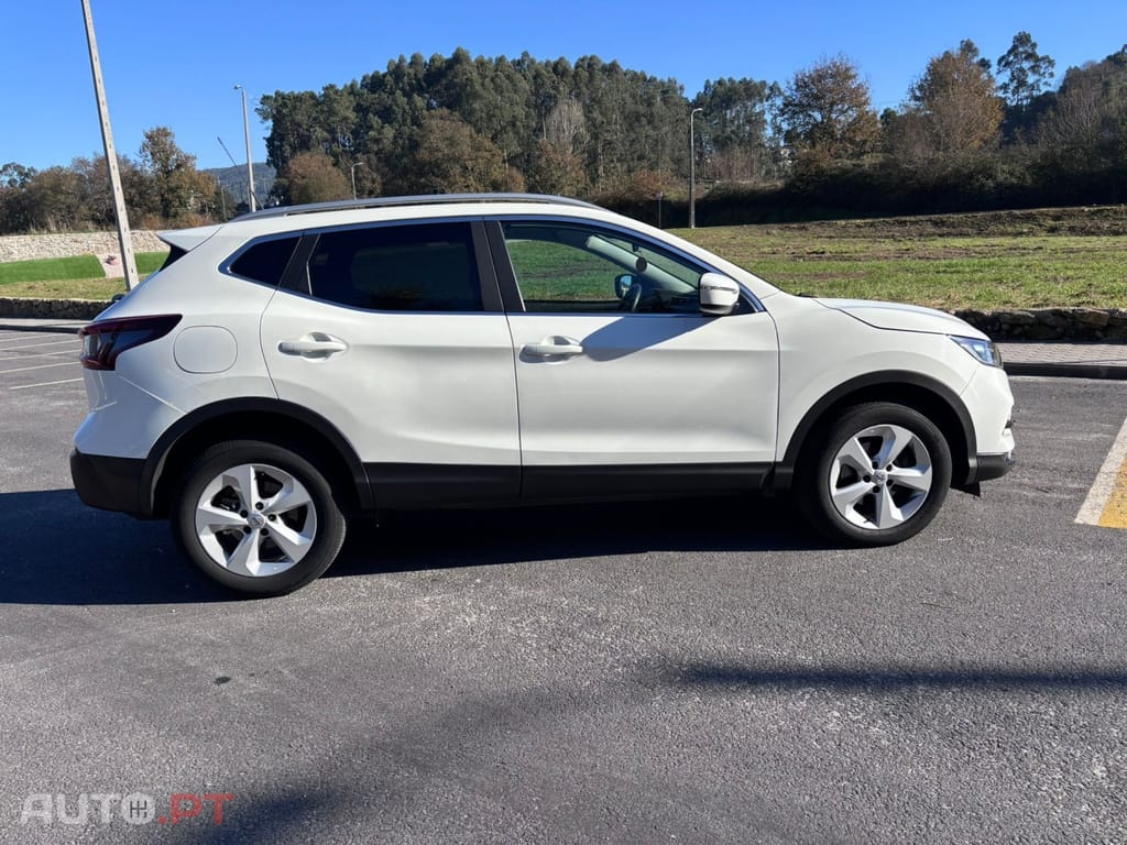 Nissan Qashqai 1.5 dCi N-Connecta Led