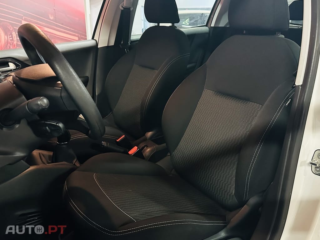 Peugeot 208 1.2 PureTech Access