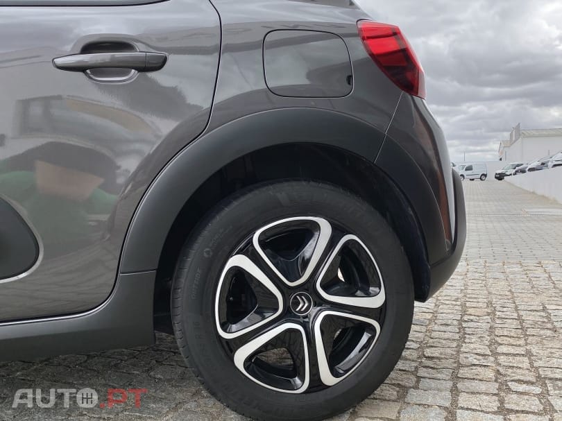 Citroen C3 1.2 PureTech C-Series