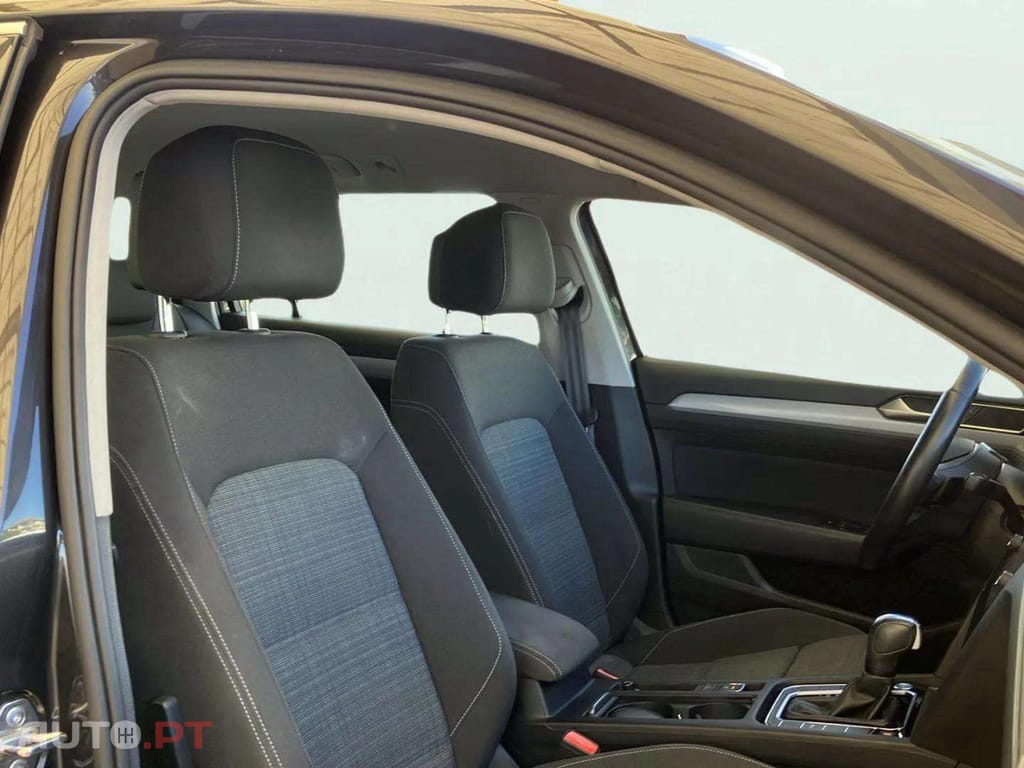 Volkswagen Passat Variant 2.0 TDi Business DSG