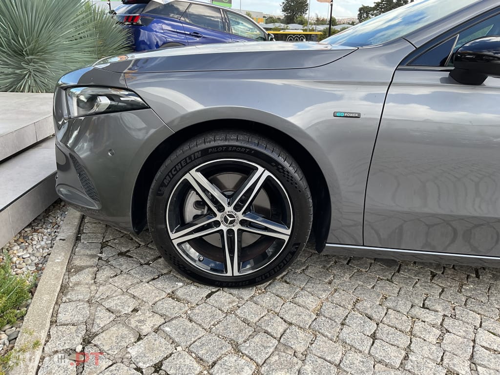 Mercedes-Benz A 250 e Style Plus