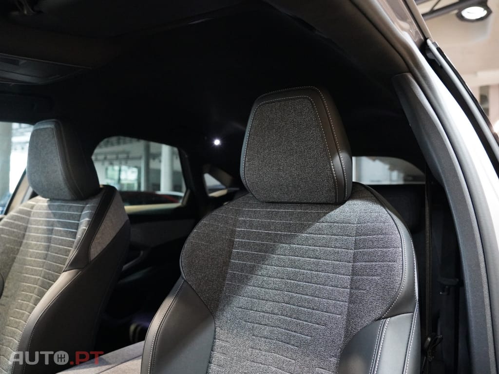 Peugeot 3008 1.2 Hybrid Allure e-DCS6