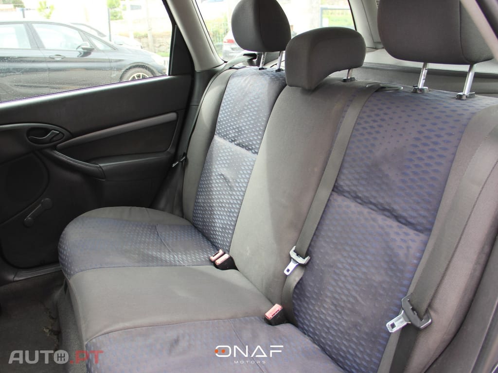 Ford Focus 1.8 TDDi 90 cv