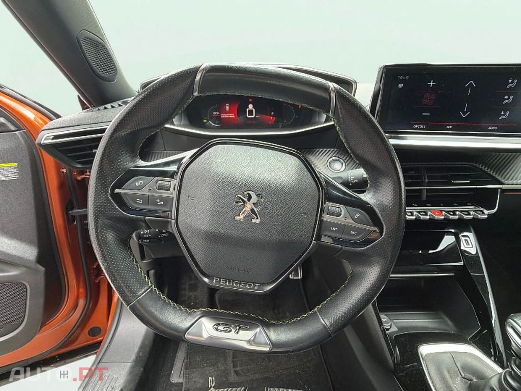Peugeot 2008 1.2 PureTech GT Line