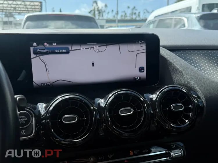 Mercedes-Benz GLA 180 d Style