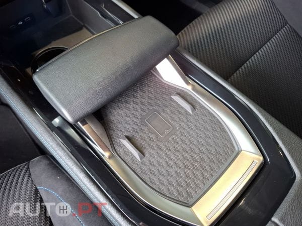 Renault Austral 1.2 E-Tech full hybrid 200 Iconic E. Al.