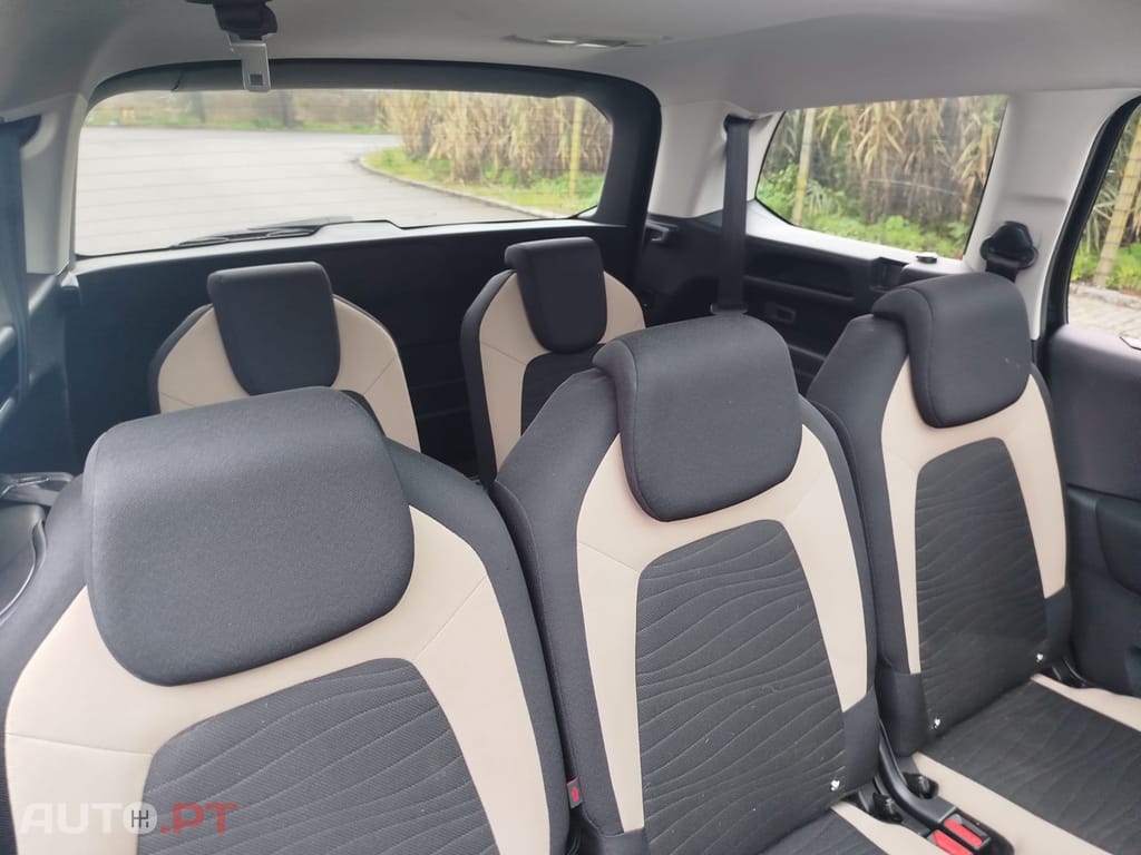 Citroen C4 Grand Picasso 1.6 BlueHDi Intensive EAT6 J17