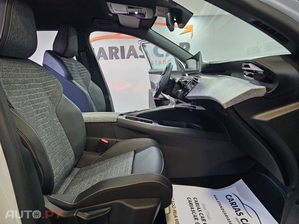 Peugeot 5008 ALLURE HYBRID E-DCS6