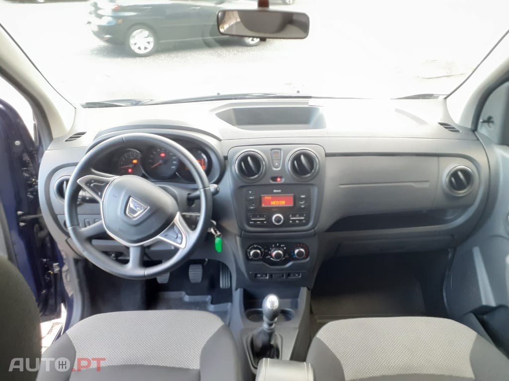 Dacia Lodgy Blue dCi 95 Essential