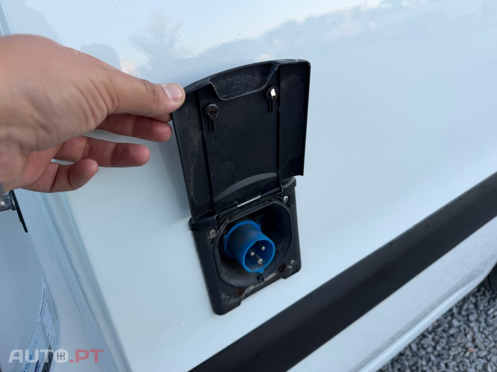 Peugeot Partner 1.6 HDI C/ FRIO Carrier