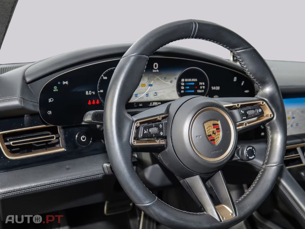 Porsche Taycan Turbo I.V.A DEDUTIVEL 