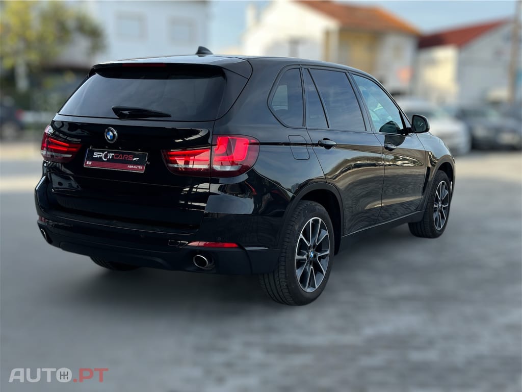 BMW X5 25 d sDrive Comfort 7L