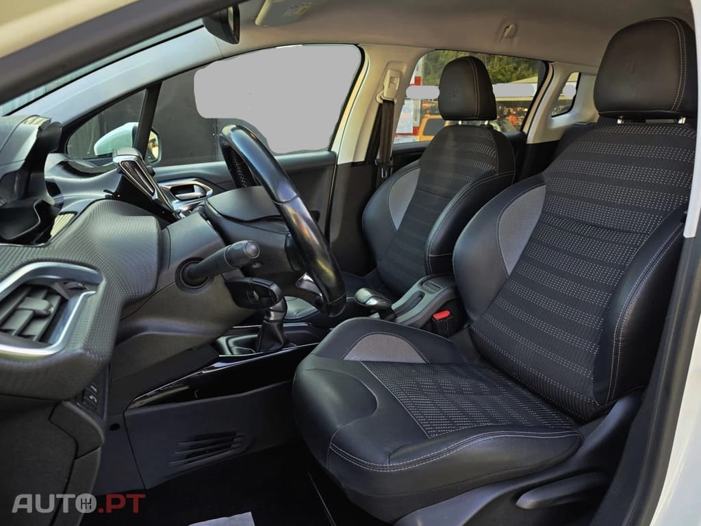 Peugeot 2008 1.6 BlueHDi Allure