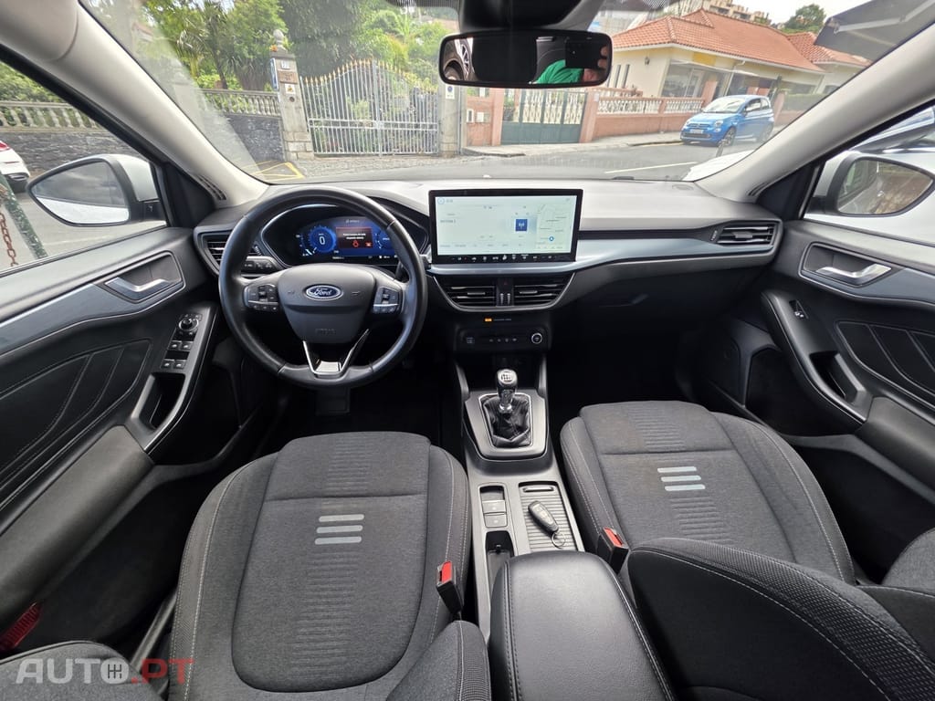 Ford Focus 1.0 EcoBoost MHEV Active X