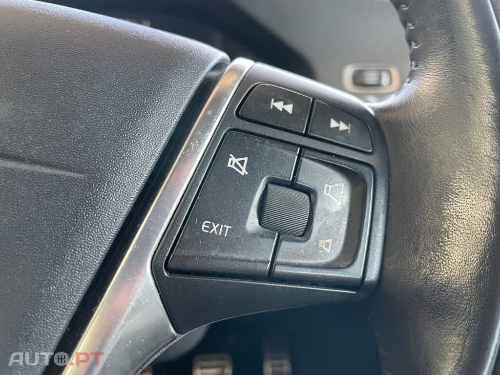 Volvo V60 2.0 D3 R-Design Start/Stop