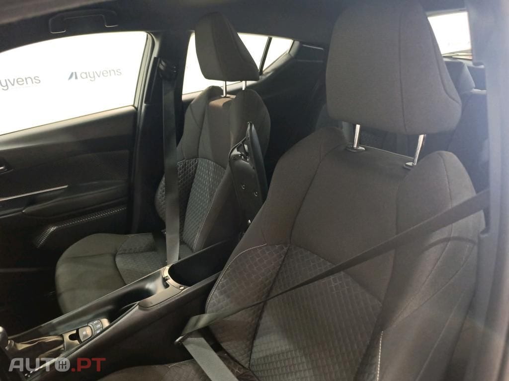 Toyota C-HR 1.8 Hybrid Comfort