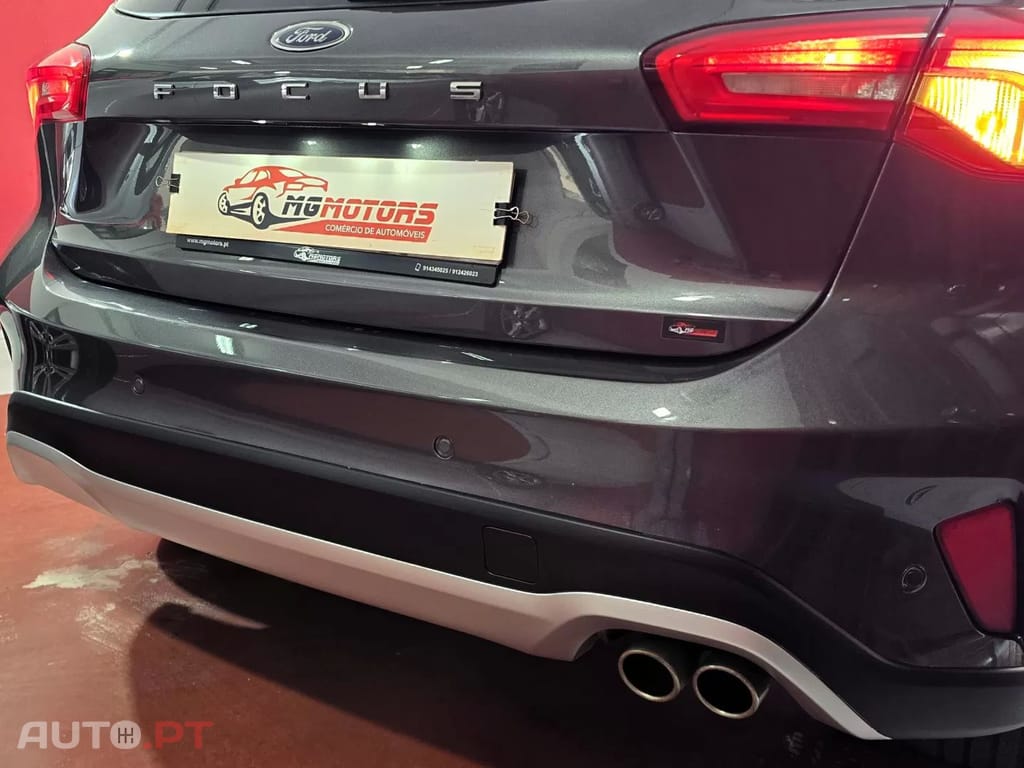 Ford Focus 1.0 EcoBoost Active Aut. — fotografia 6