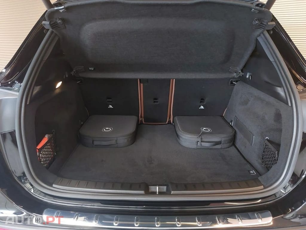 Mercedes-Benz GLA 250 e AMG Line