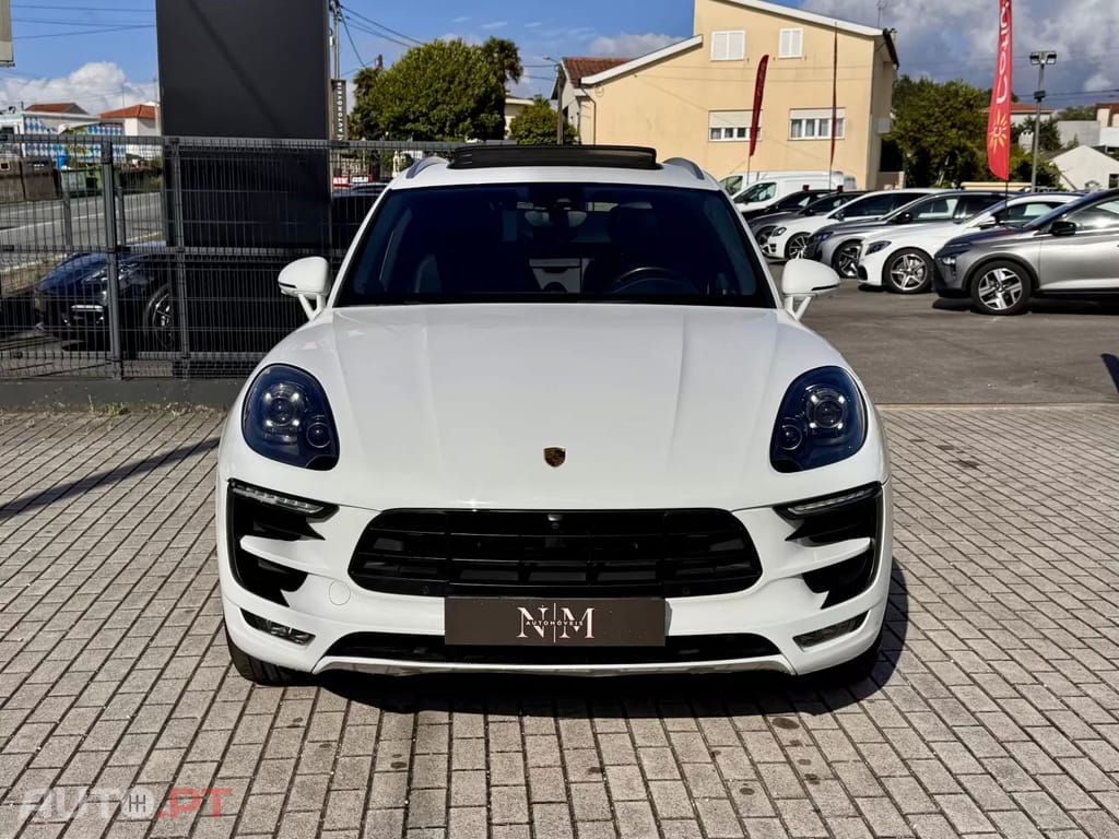 Porsche Macan S