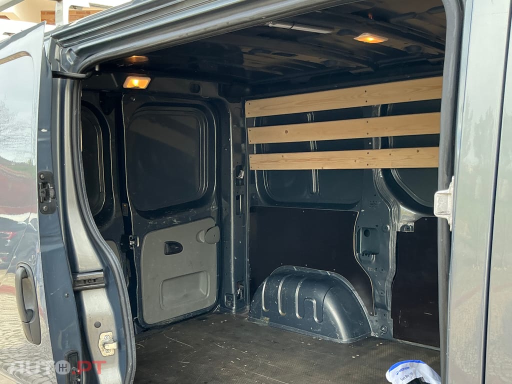 Opel Vivaro Furgones
