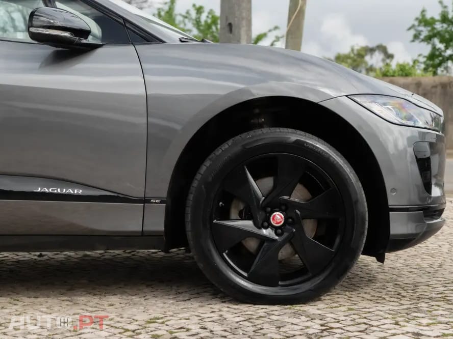 Jaguar I-Pace EV400 AWD SE
