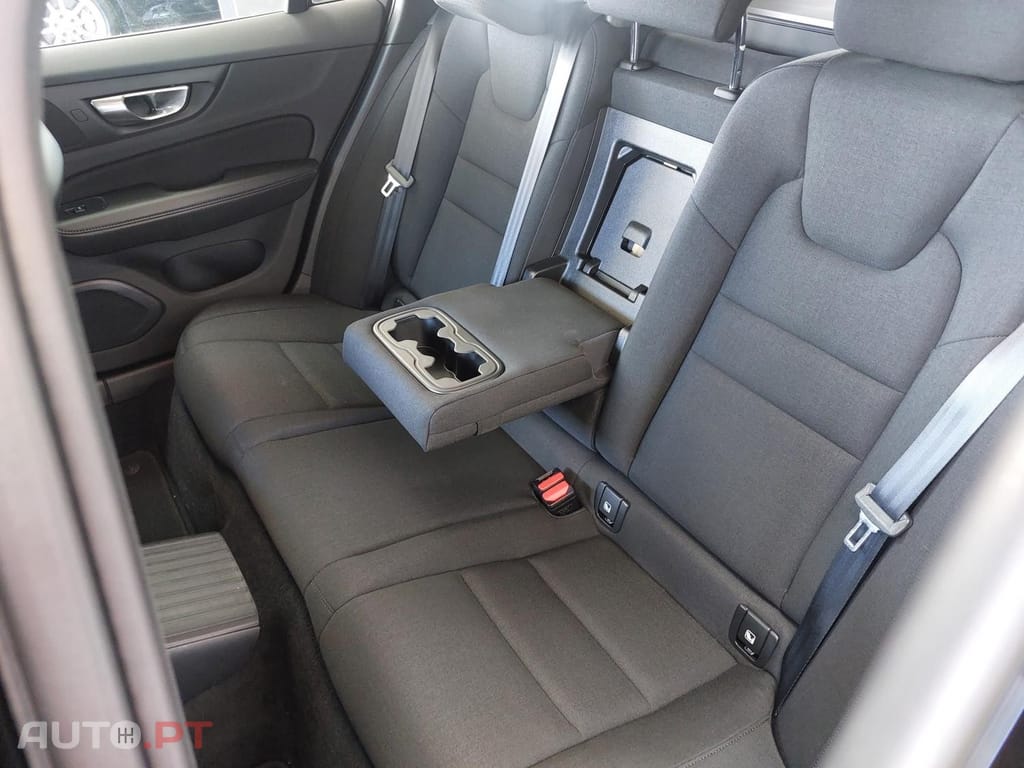 Volvo V60 2.0 T6 AWD TE Inscription Expression